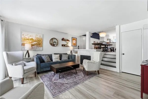 $975,000 | 2112 Warfield Avenue, Unit 10, Redondo Beach, CA 90278