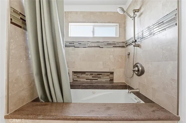 $975,000 | 2112 Warfield Avenue, Unit 10, Redondo Beach, CA 90278