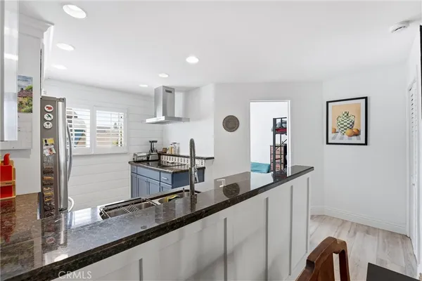$975,000 | 2112 Warfield Avenue, Unit 10, Redondo Beach, CA 90278