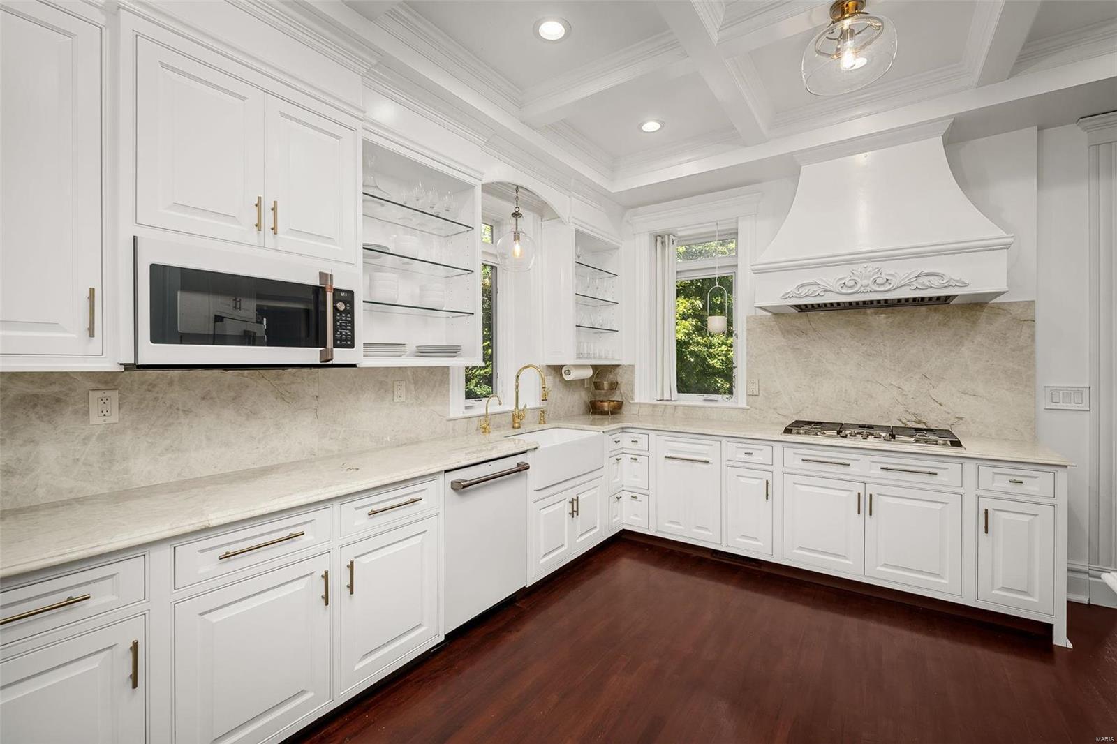 4561 Washington Boulevard St. Louis, MO 63108 - Photo 17 of 62