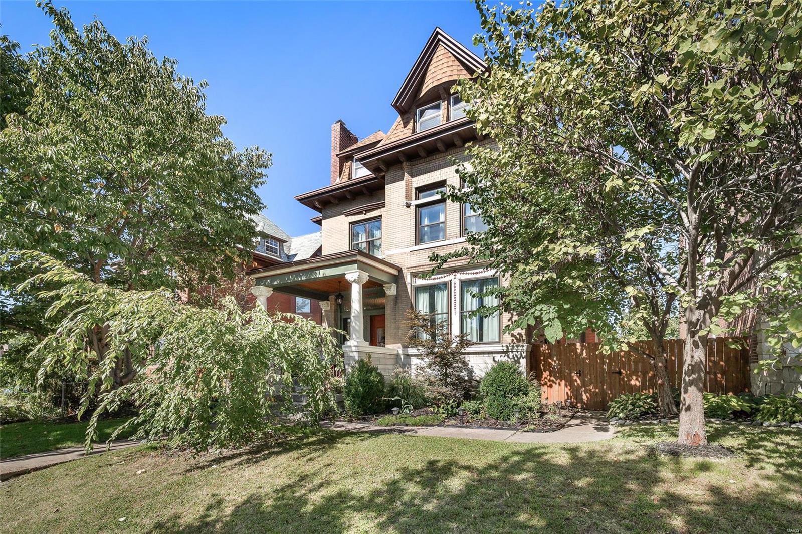 4561 Washington Boulevard St. Louis, MO 63108 - Photo 2 of 62