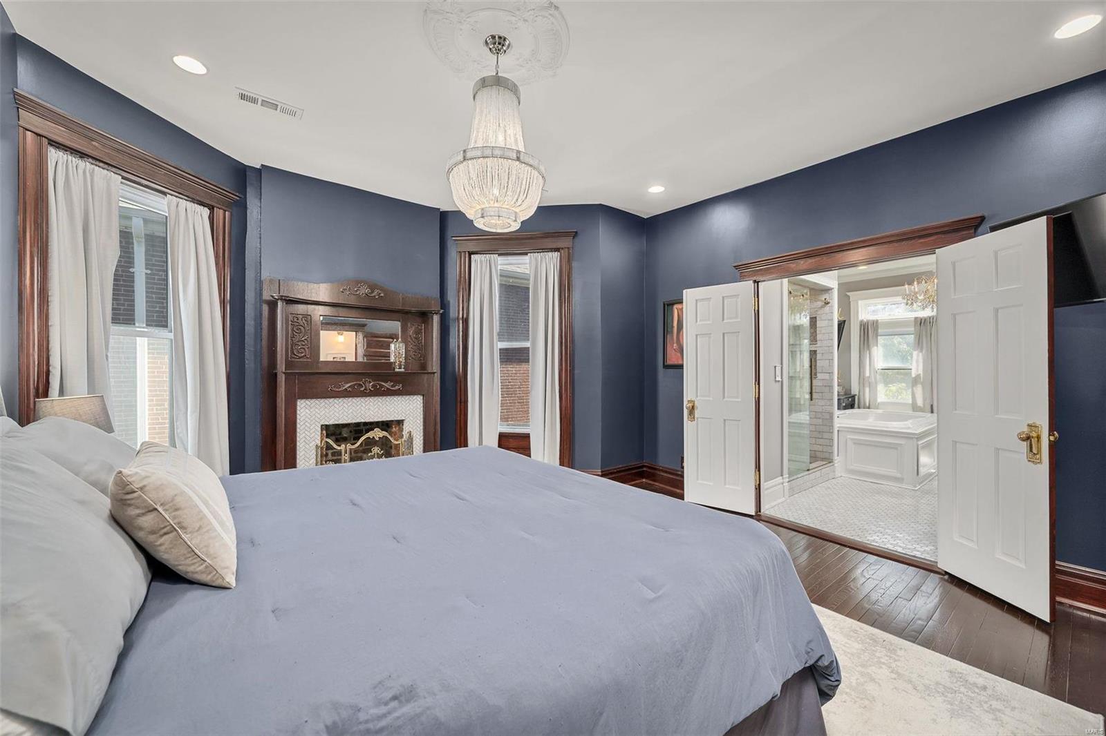 4561 Washington Boulevard St. Louis, MO 63108 - Photo 30 of 62