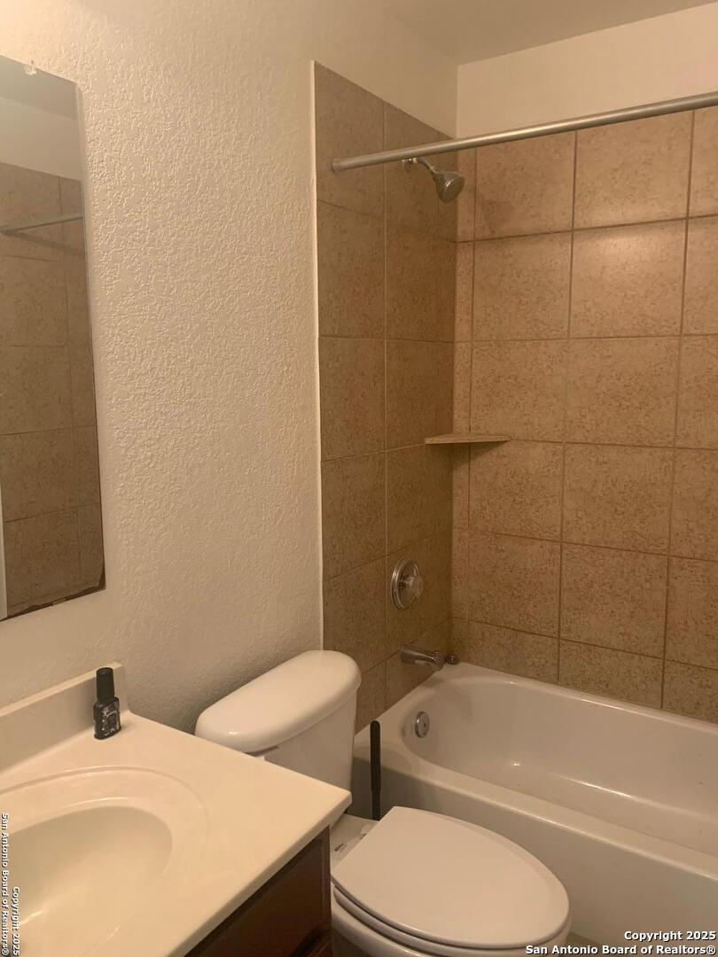 7502 Paraiso Point Boerne, TX 78015 - Photo 19 of 21
