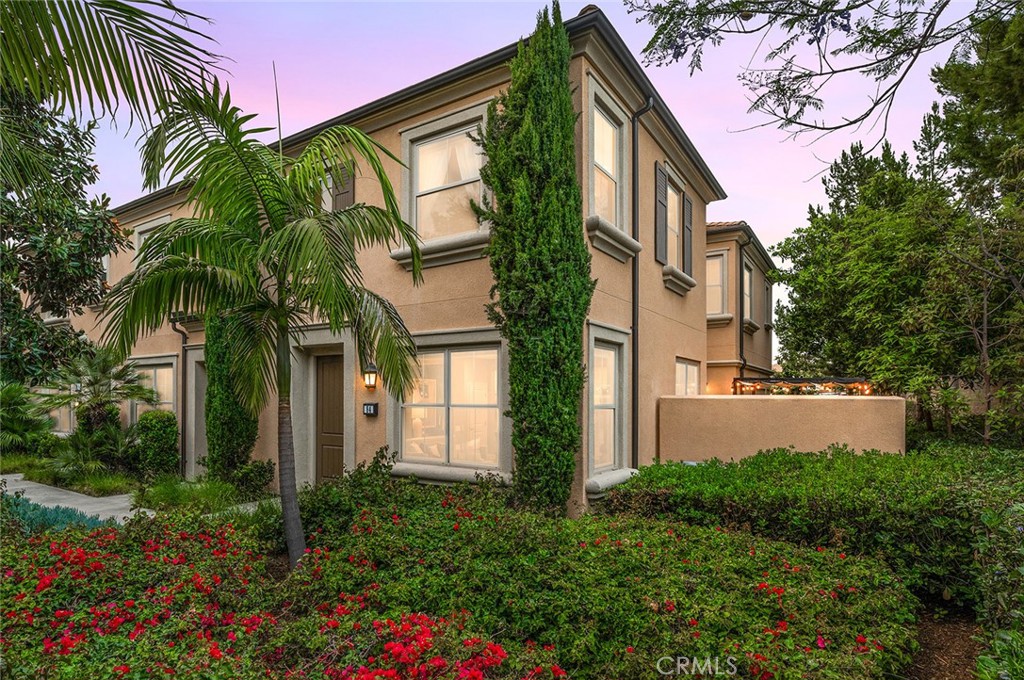 84 Granite Path Irvine, CA 92620 - Photo 8 of 55 a backyard of a house with lots of green space