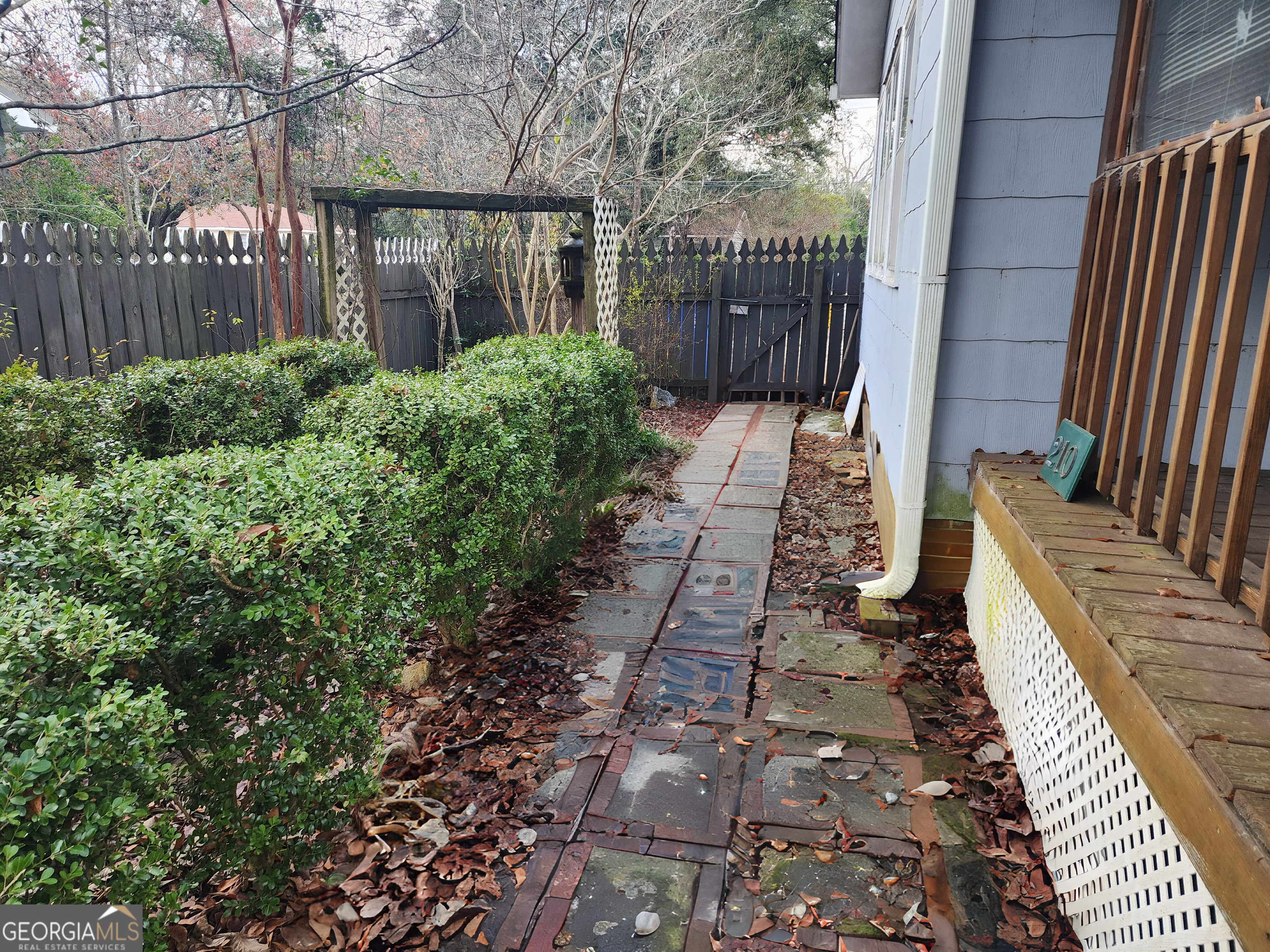 210 Penn Avenue Dublin, GA 31021 - Photo 5 of 17 a view of a back yard