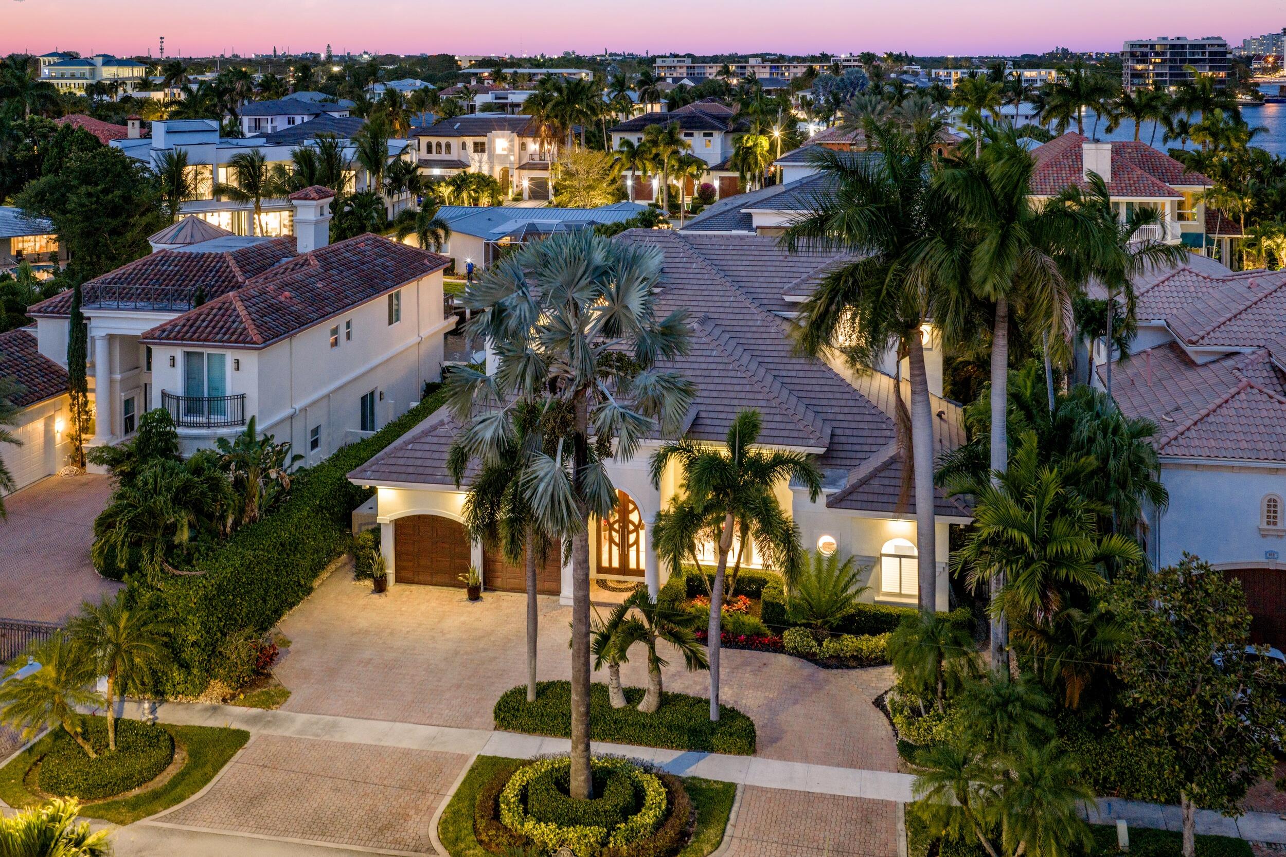 797 Northeast 33rd Street Boca Raton, FL 33431 - Photo 4 of 7 Twilight 7