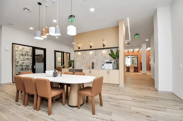 $2,165 | 1617 Enid Street, Unit 326, Houston, TX 77009