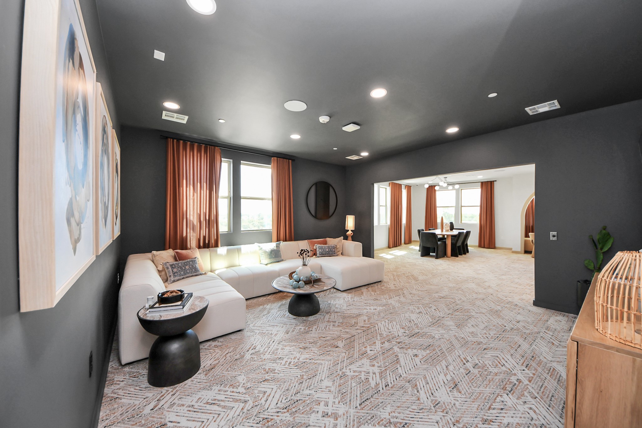 1617 Enid Street, Unit 326 Houston, TX 77009 - Photo 44 of 50 Sky Lounge with Downtown Views!