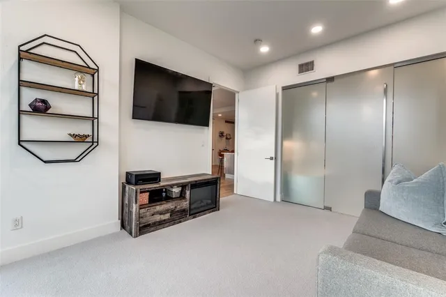 a view of workspace with furniture