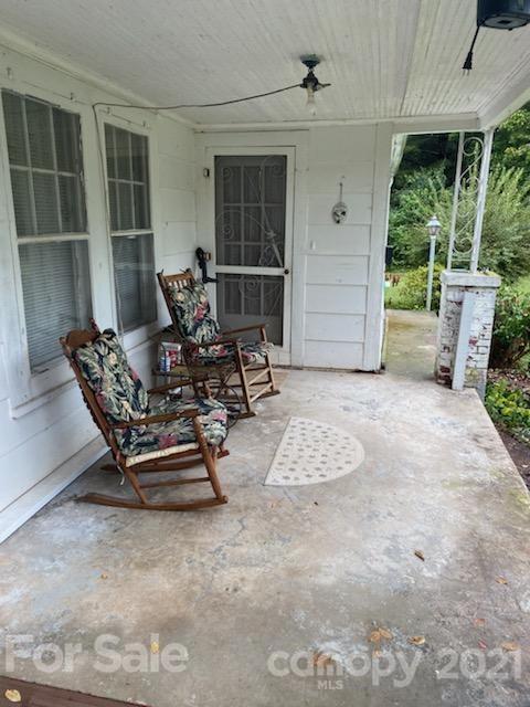 1075 Shue Road China Grove, NC 28023 - Photo 4 of 48 Gallery Image 4