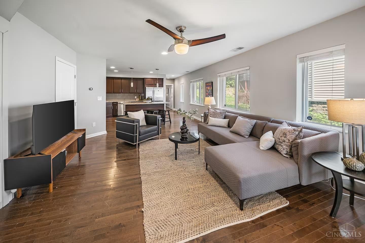 2201 Reading Road, Unit 1 Cincinnati, OH 45219 - Photo 12 of 46 Gallery Image 12