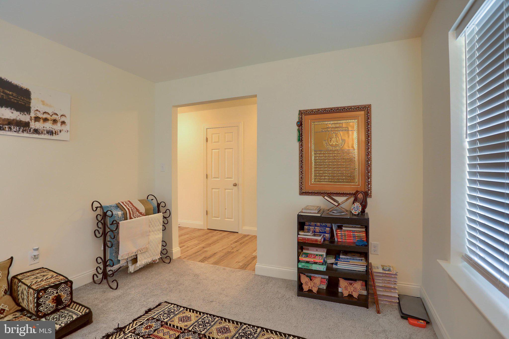 121 Eagle Road Newtown, PA 18940 - Photo 5 of 54