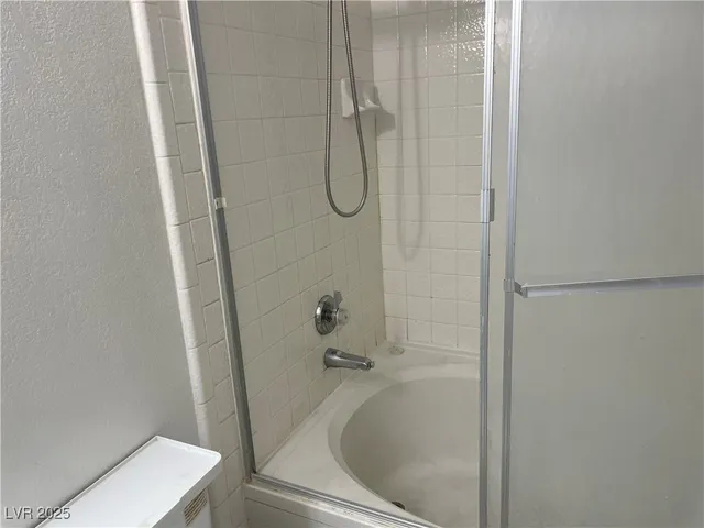 $1,575 | 5141 South Lindell Road, Unit 204, Las Vegas, NV 89118