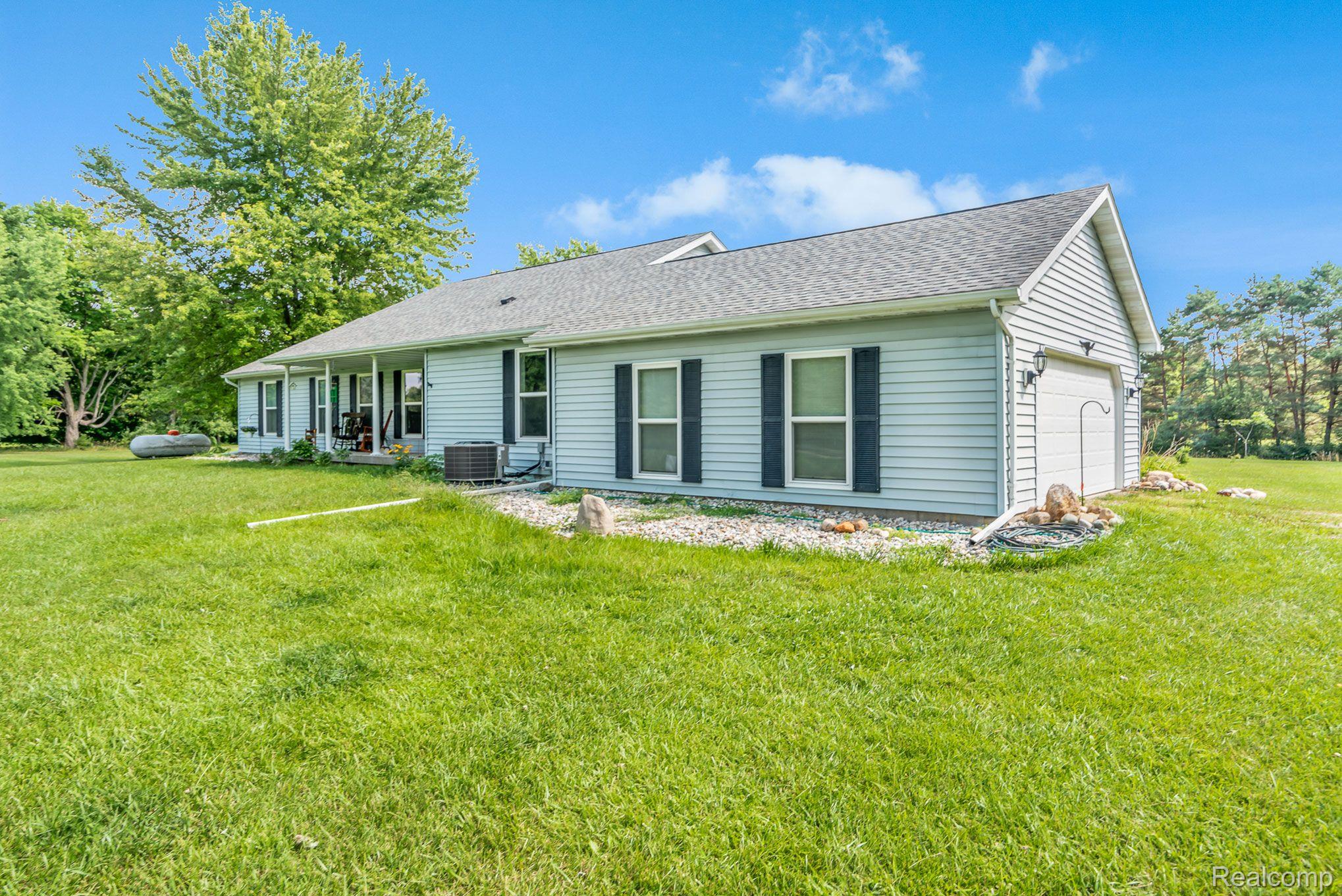 4601 Mt Morris Road Columbiaville, MI 48421 - Photo 18 of 29 Gallery Image 18