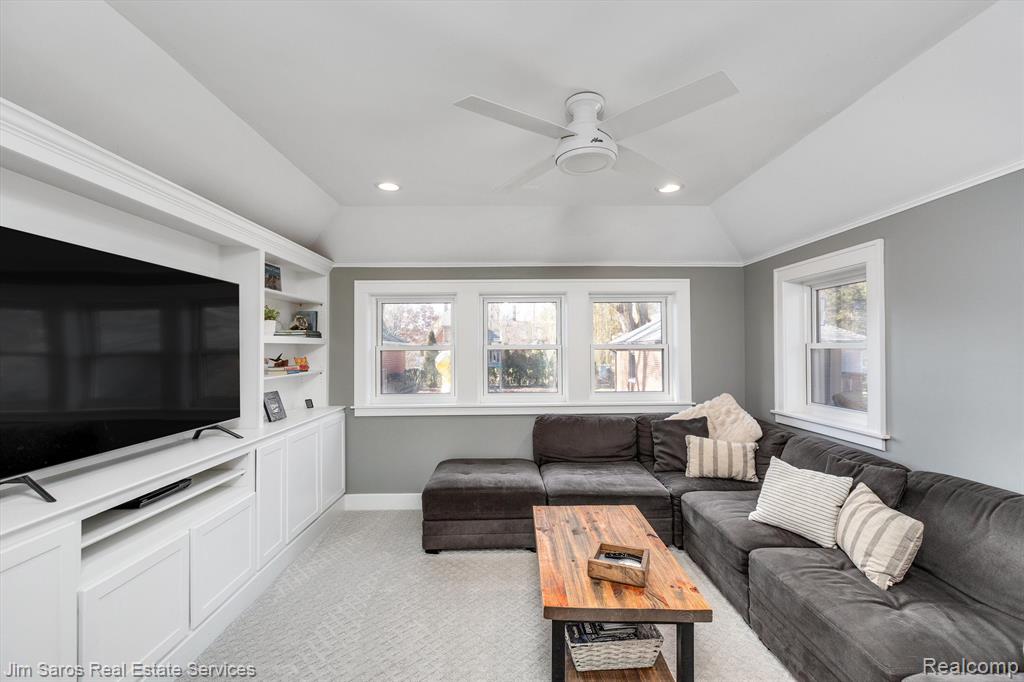 1323 Audubon Road Grosse Pointe Park, MI 48230 - Photo 16 of 40