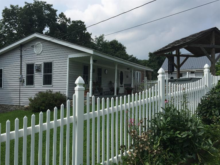 2170 Knob Lick Road Irvine, KY 40336 - Photo 1 of 25 Photo 1