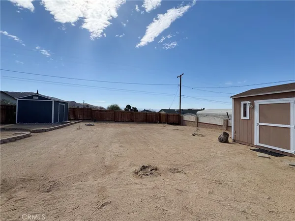 $2,000 | 6848 Quail Spring Avenue, Twentynine Palms, CA 92277