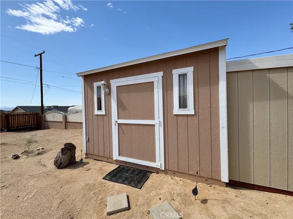 $2,000 | 6848 Quail Spring Avenue, Twentynine Palms, CA 92277