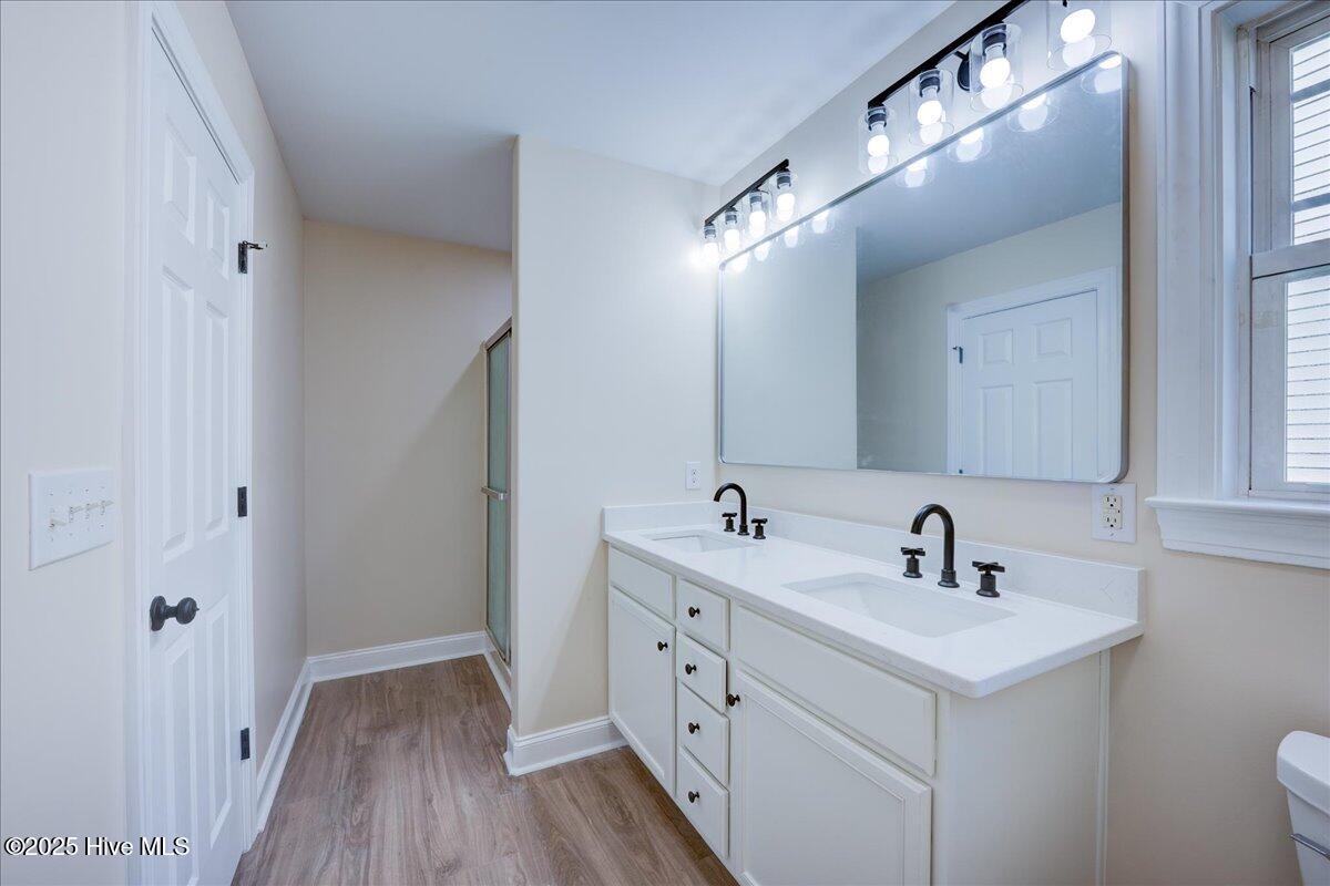 230 Station House Road New Bern, NC 28562 - Photo 16 of 37 Bathroom