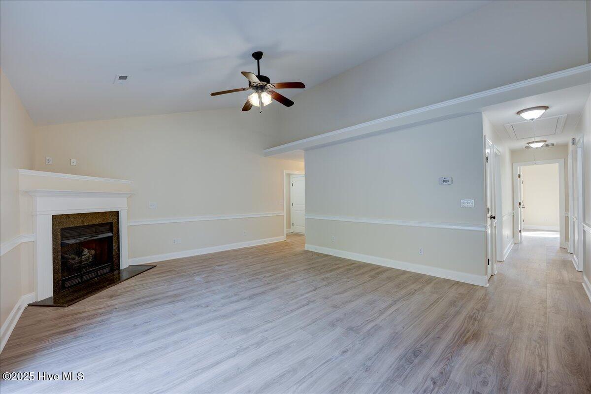230 Station House Road New Bern, NC 28562 - Photo 18 of 37 Living Room