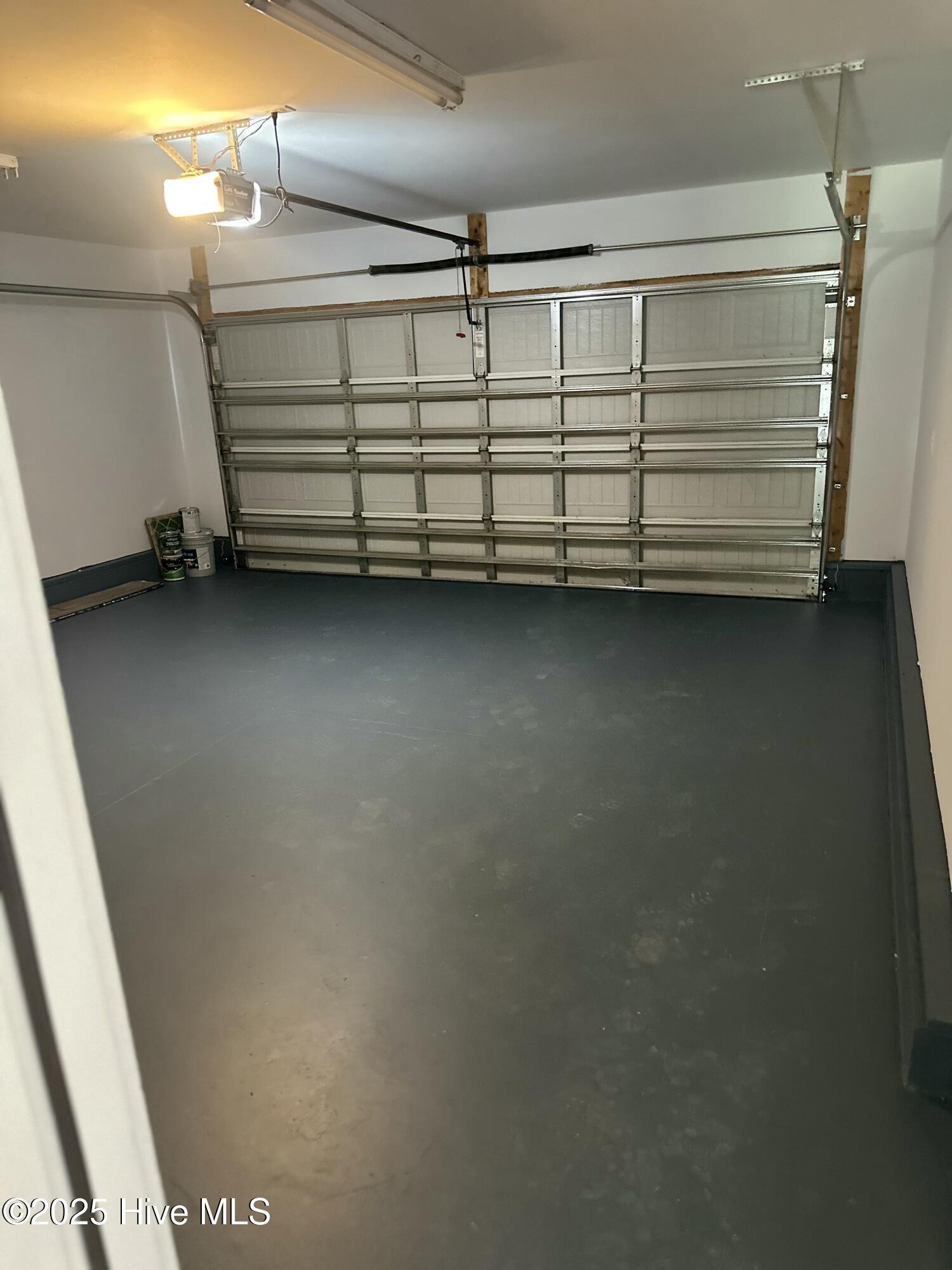 230 Station House Road New Bern, NC 28562 - Photo 30 of 37 Freshly Painted Garage