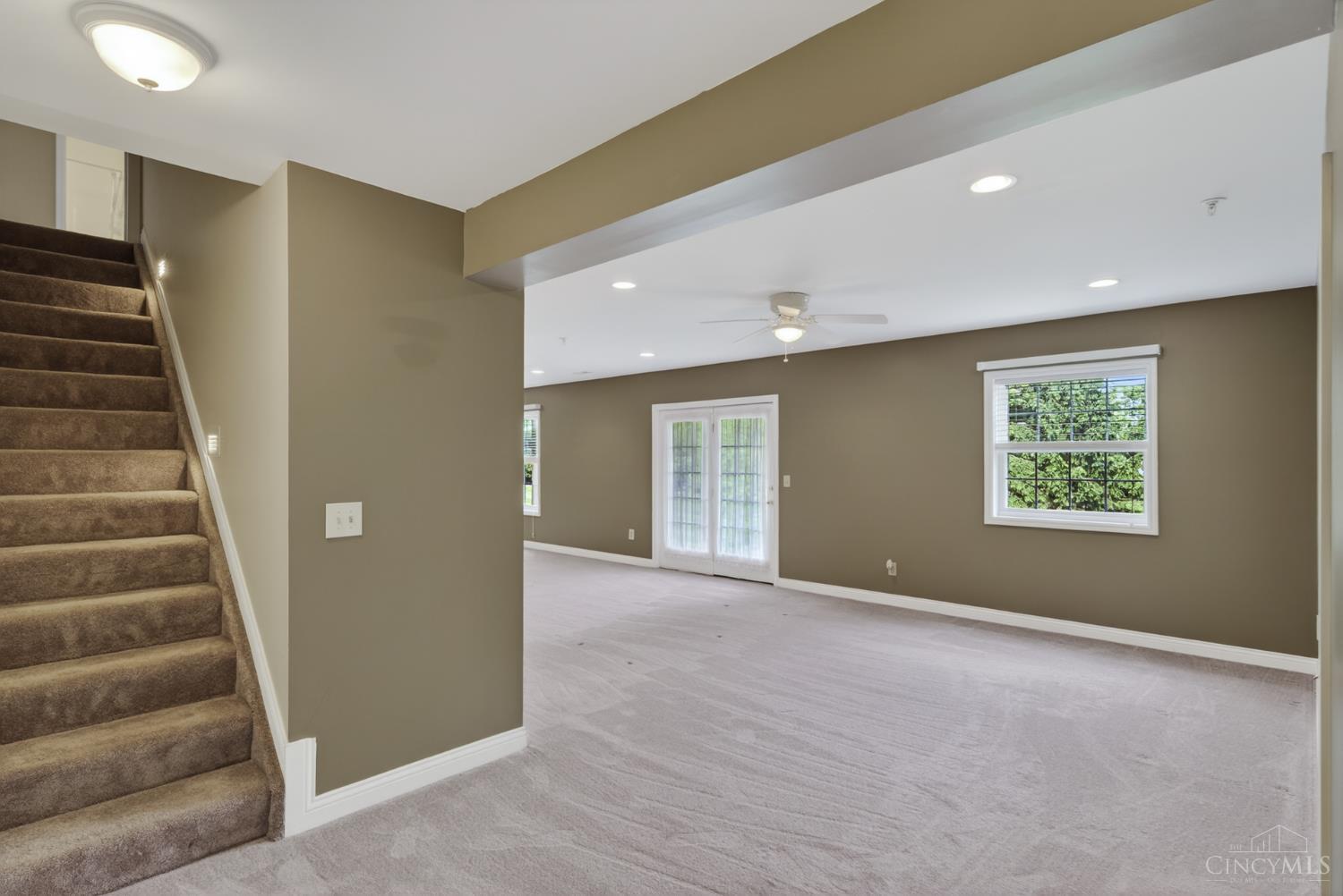 5694 Bridgetown Road, Unit 15 Cincinnati, OH 45248 - Photo 37 of 66 Gallery Image 37