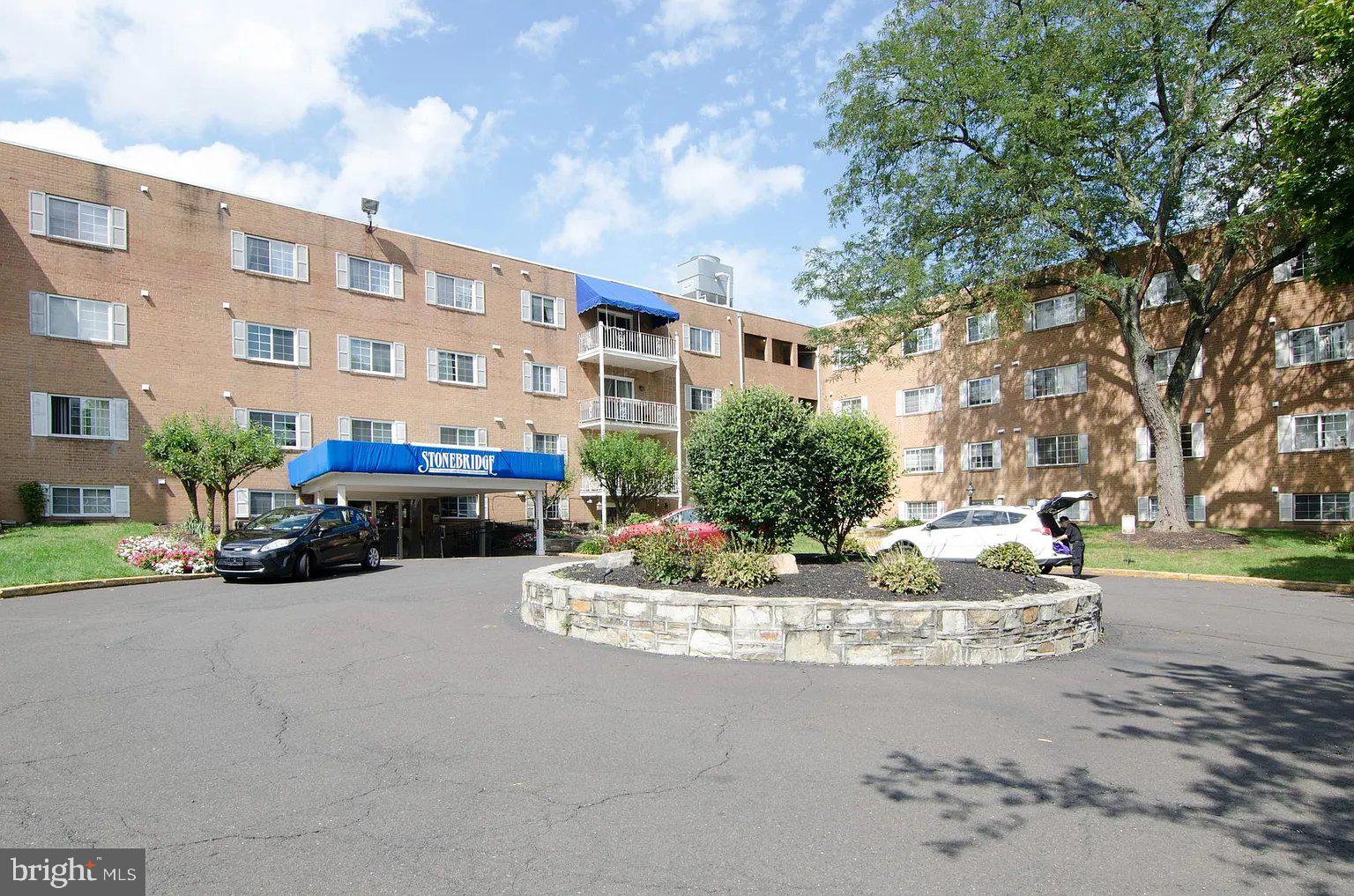 300 Byberry Road, Unit 308 Philadelphia, PA 19116 - Photo 1 of 27 N/A