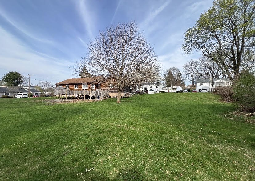 11 Lilac Avenue Woonsocket, RI 02895 - Photo 5 of 15