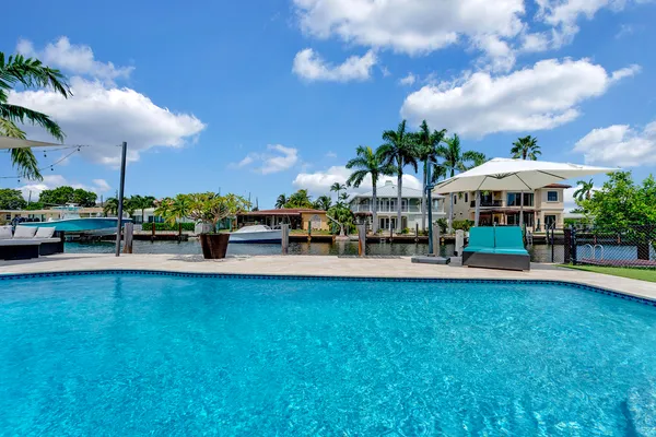 $8,500 | 2291 Southeast 15th Street, Pompano Beach, FL 33062