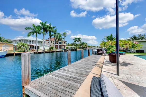 $8,500 | 2291 Southeast 15th Street, Pompano Beach, FL 33062