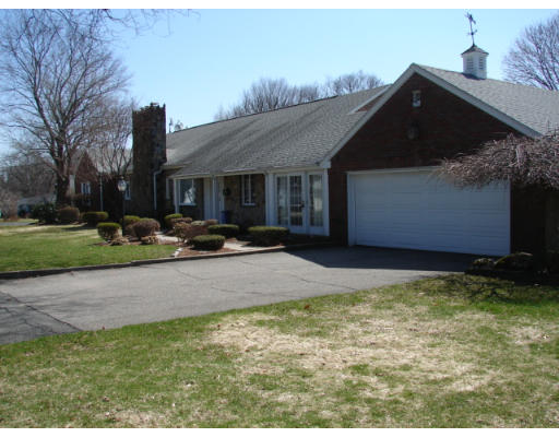 155 Overlook Drive Springfield, MA 01118 - Photo 16 of 19