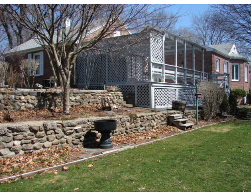 155 Overlook Drive Springfield, MA 01118 - Photo 17 of 19
