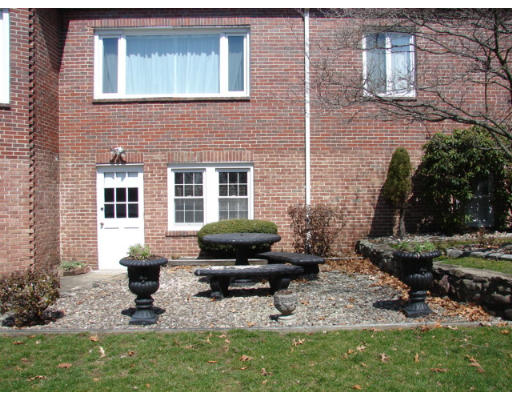 155 Overlook Drive Springfield, MA 01118 - Photo 18 of 19