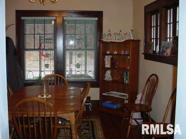 1823 Jersey Ridge Road Davenport, IA 52803 - Photo 3 of 9 Gallery Image 3