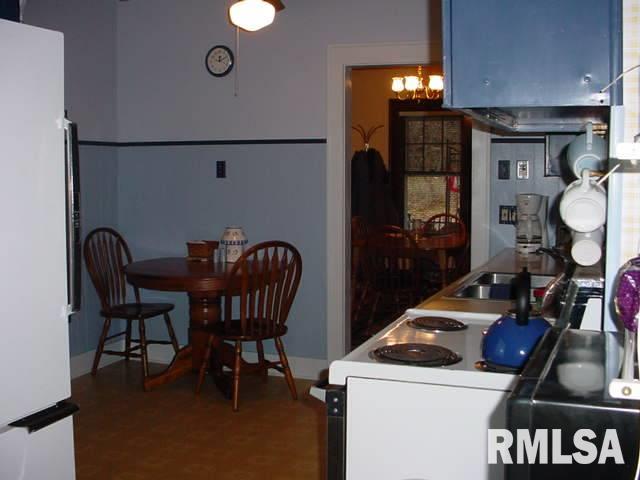 1823 Jersey Ridge Road Davenport, IA 52803 - Photo 5 of 9 Gallery Image 5