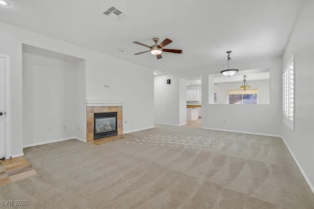 $2,100 | 1660 Rockcrest Hills Avenue, Henderson, NV 89052