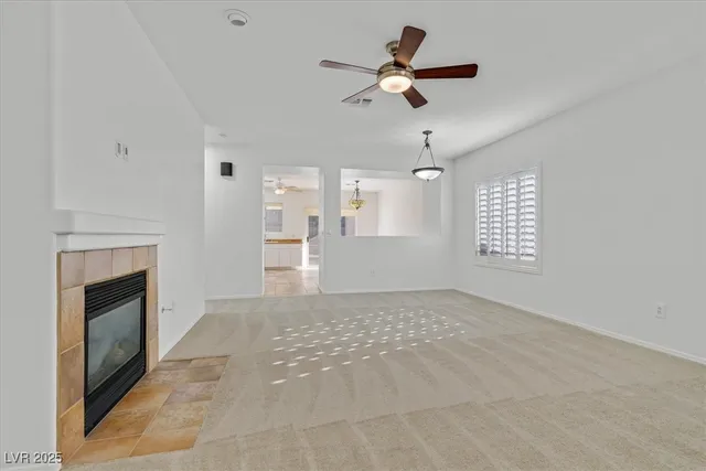 $2,100 | 1660 Rockcrest Hills Avenue, Henderson, NV 89052