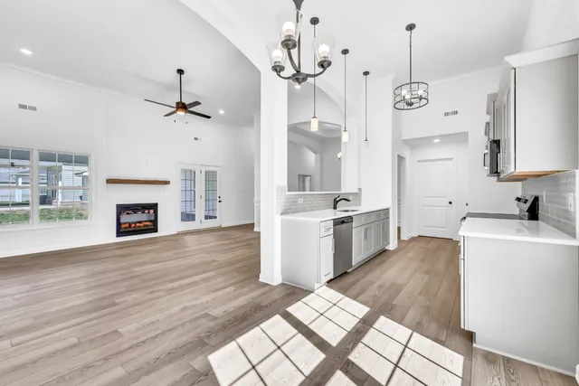 $384,900 | 934 Vendue Avenue, Clarksville, TN 37042