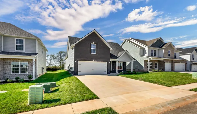 $384,900 | 934 Vendue Avenue, Clarksville, TN 37042