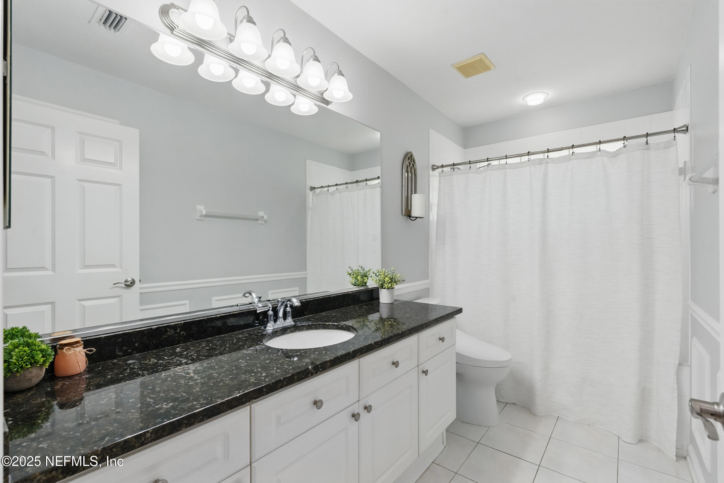 9100 Timberlin Lake Road Jacksonville, FL 32256 - Photo 46 of 68 Downstairs bath