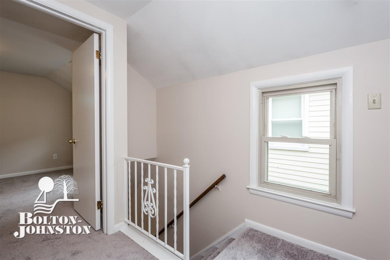 128 Muir Road Grosse Pointe, MI 48236 - Photo 18 of 28 31359189-17.JPG