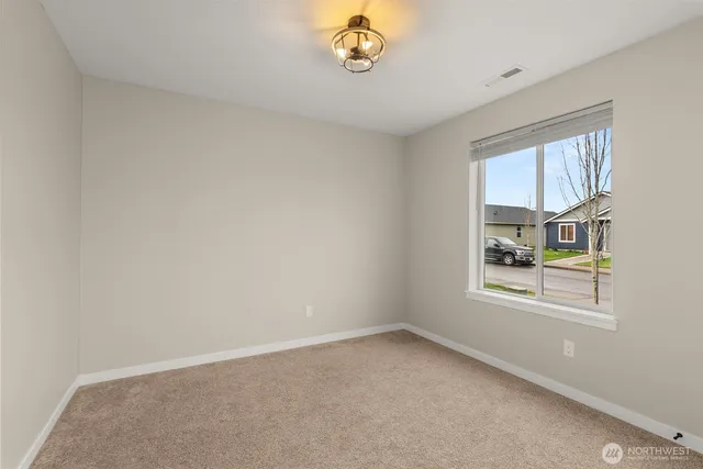 $385,000 | 504 Powell Avenue, Winlock, WA 98596