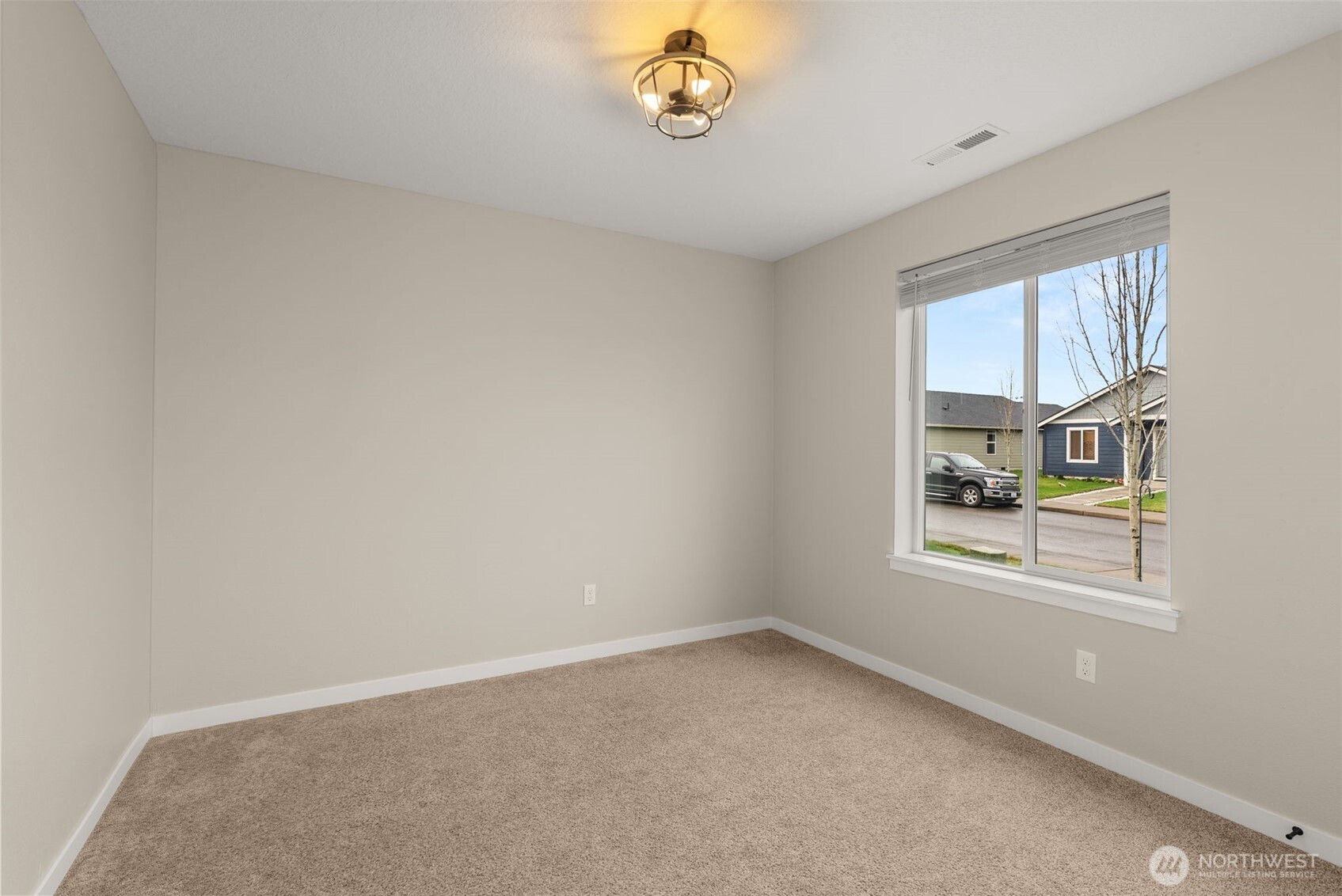 504 Powell Avenue Winlock, WA 98596 - Photo 24 of 40