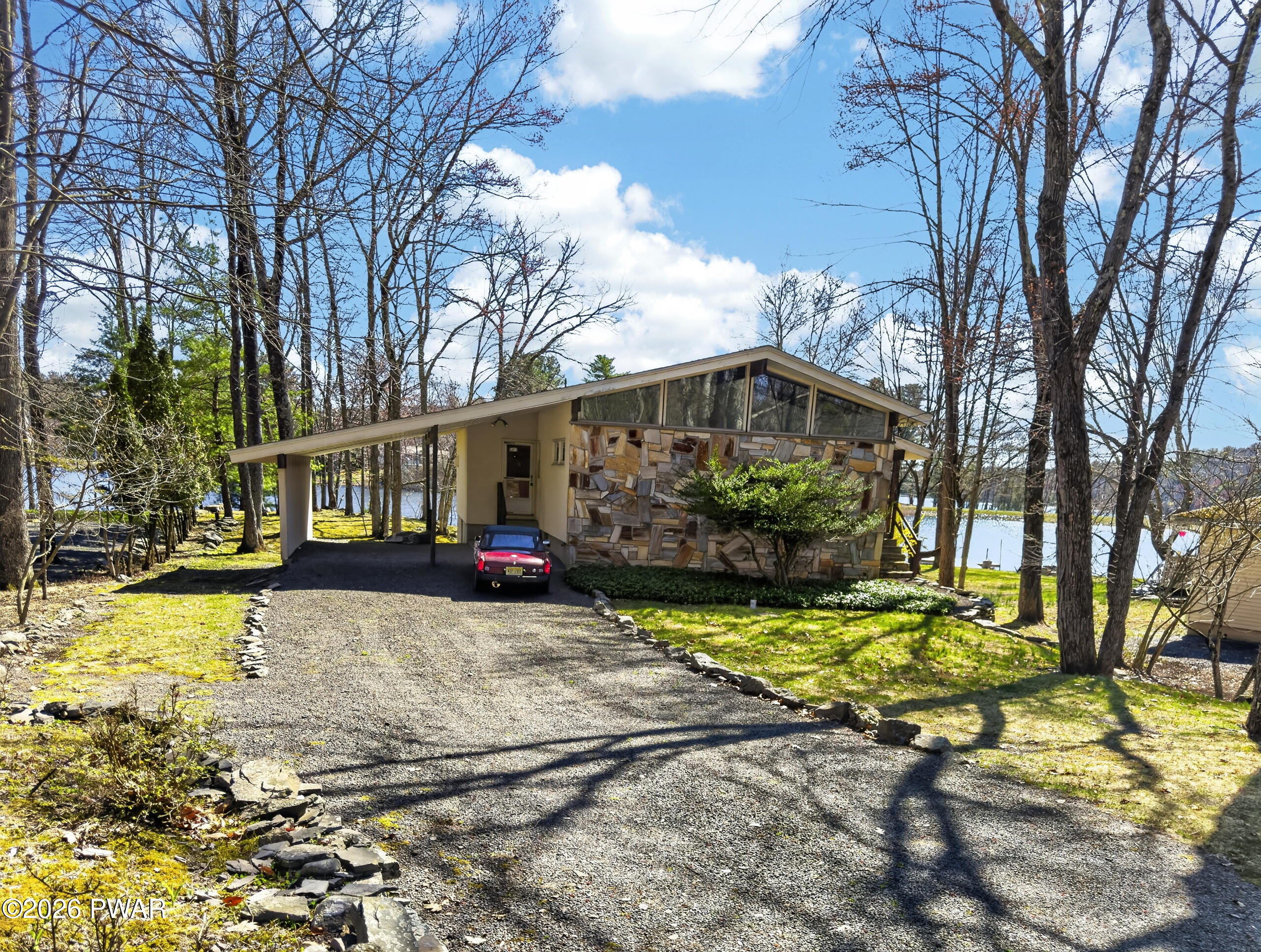 142 Beech Road Dingmans Ferry, PA 18328 - Photo 12 of 39