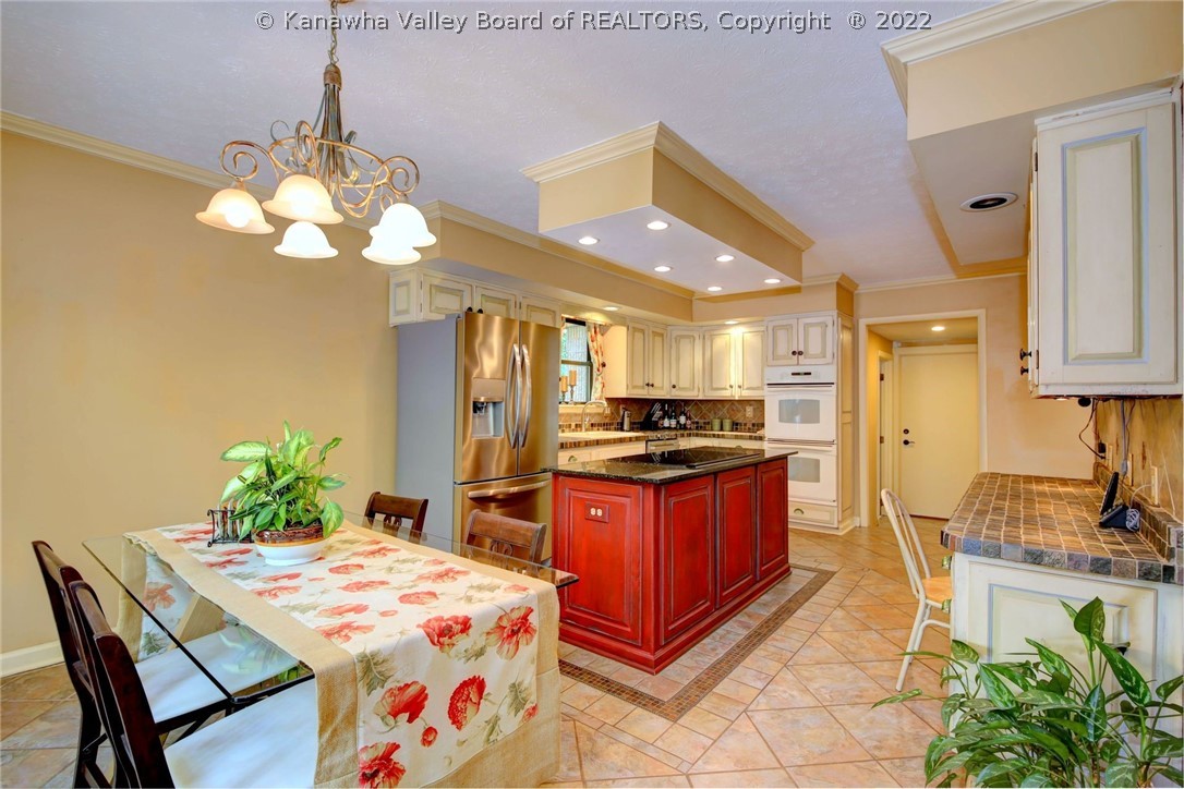1415 Stonehenge Road Charleston, WV 25314 - Photo 12 of 47 Gallery Image 12