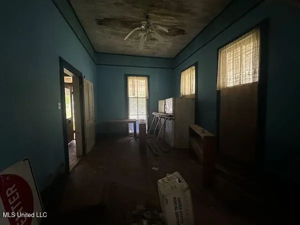 $60,000 | 136 North Utica Street, Terry, MS 39170