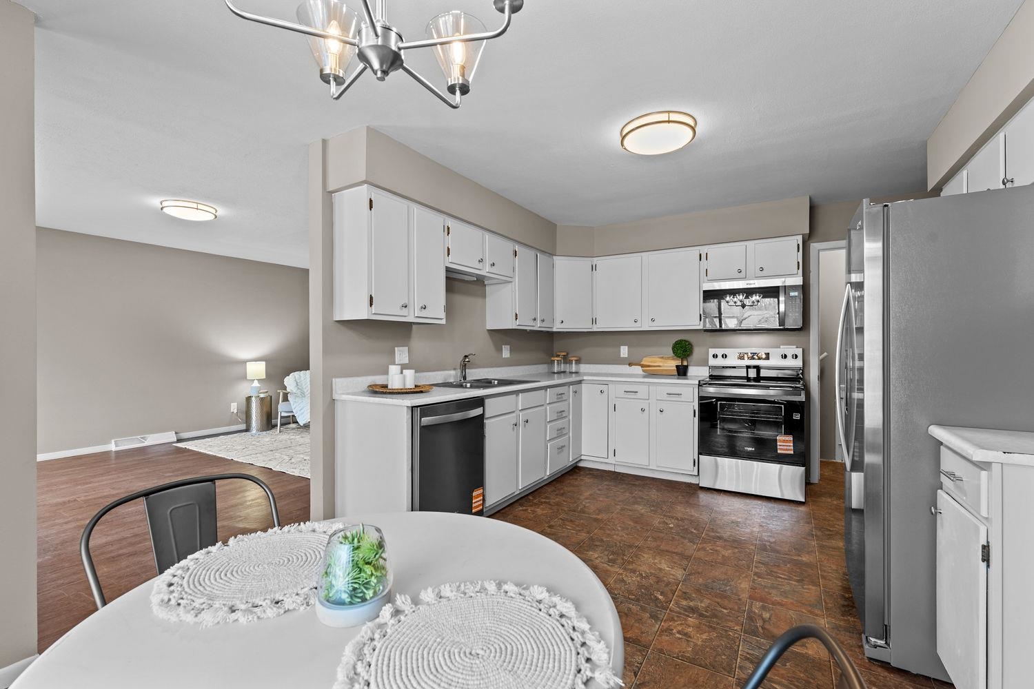 513 West 2nd Street Reedsburg, WI 53959 - Photo 8 of 30