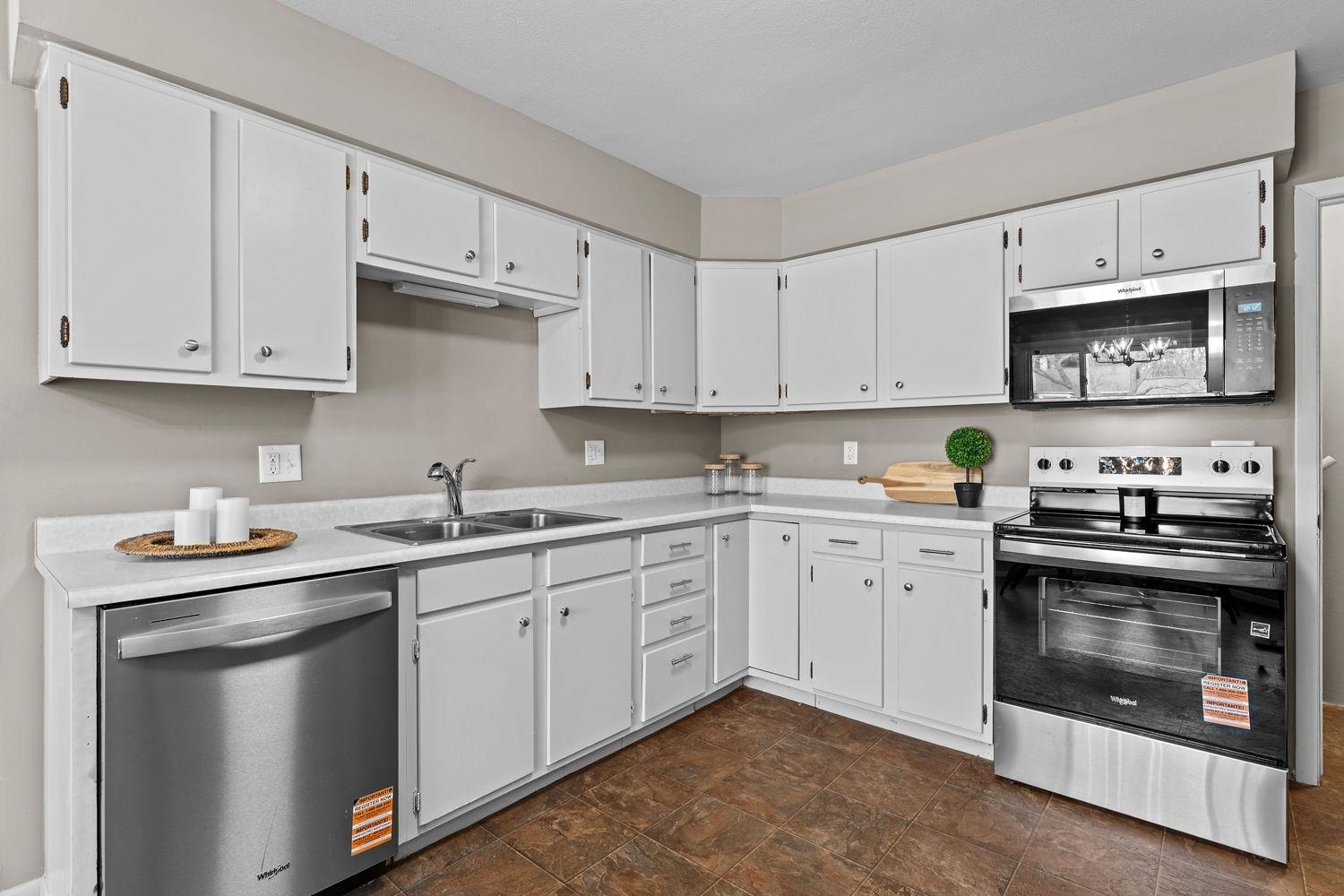 513 West 2nd Street Reedsburg, WI 53959 - Photo 10 of 30