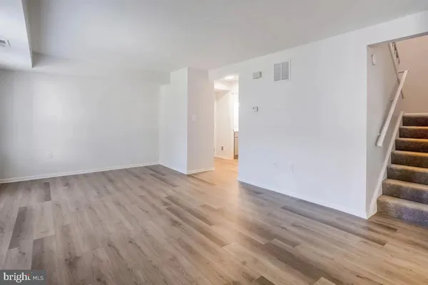 $2,971 | 1699 Yale Place, Unit 3B380, Rockville, MD 20850