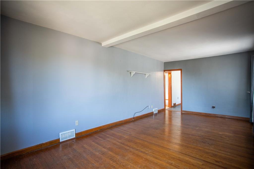 1260 Cascade Road Monaca, PA 15061 - Photo 3 of 47